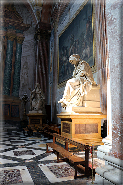 foto Basilica di Santa Maria degli Angeli